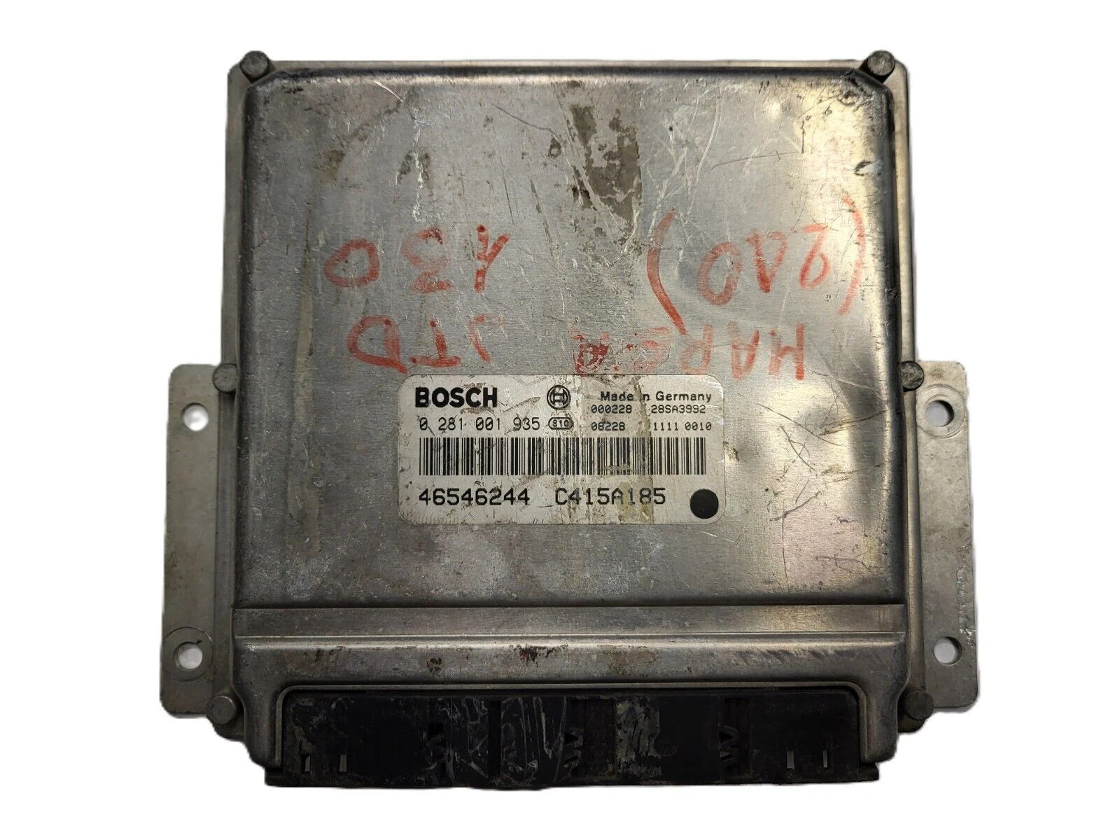 FIAT MAREA ECU / 0281001935 / 46546244 / C415A185 / BOSCH