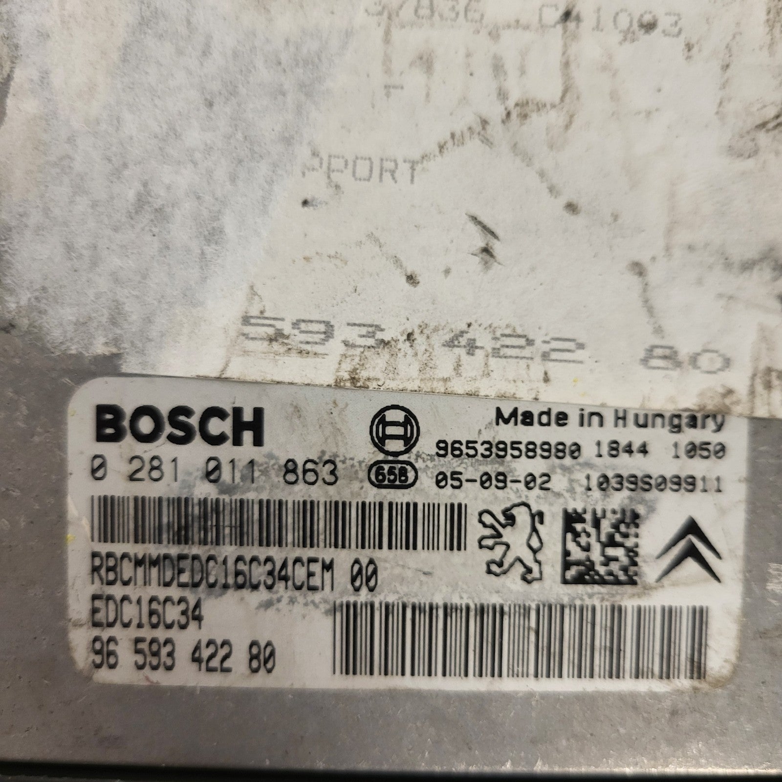 Peugeot Citroen ECU / 0281011863 / 9659342280 / EDC16C34 / 9653958980 