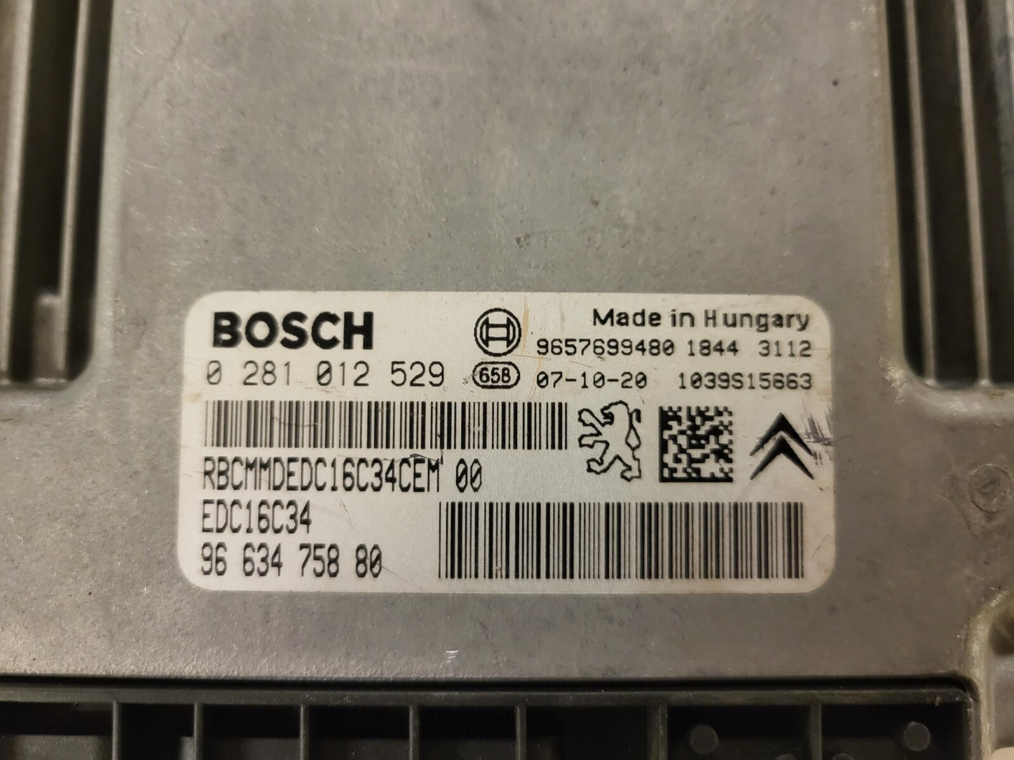PEUGEOT CITROEN ECU / 0281012529 / 9663475880 / 9657699480 / EDC16C34 / BOSCH