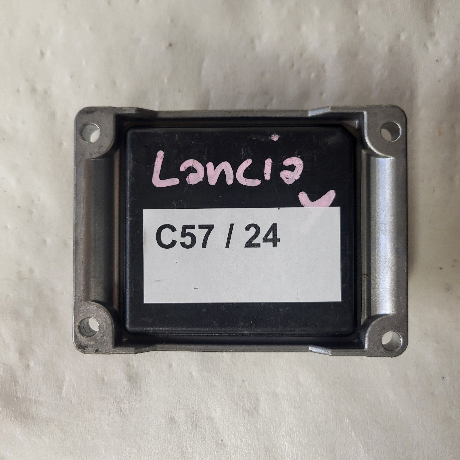 LANCIA YPSILON Y ECU / 0261207088 / 0055191981 / 055191981 / BOSCH