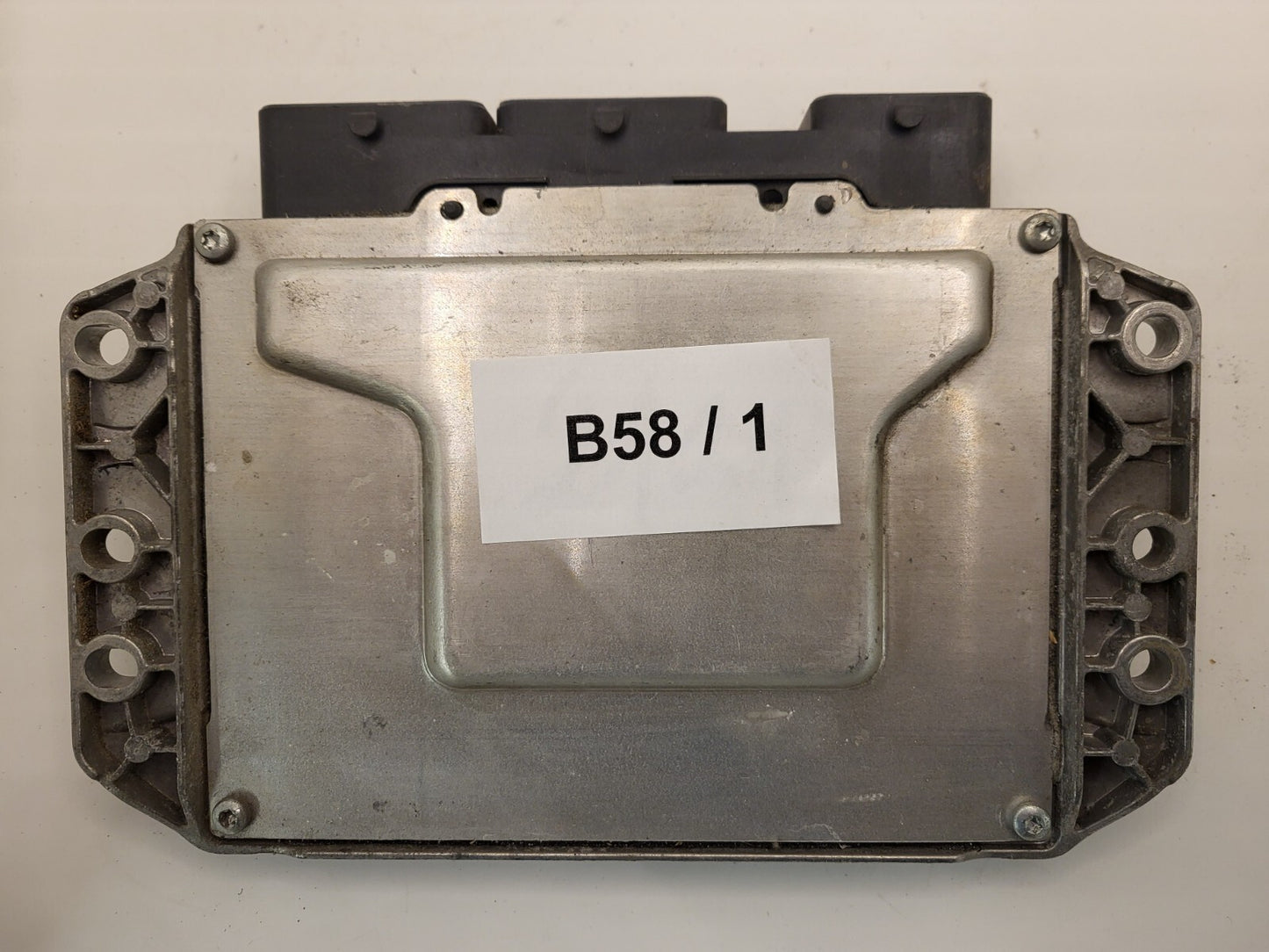 Renault ECU / 21584288-2A / 8200321263 / 8200387138 / SAGEM