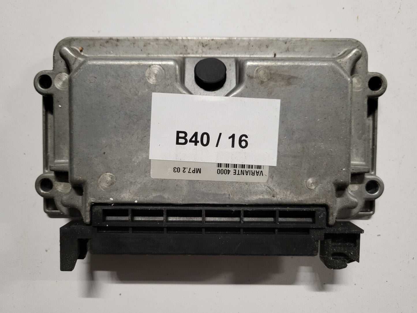 PEUGEOT 306 CITROEN XSARA ECU / 0261206214 / 9632693880 / MP7.2 / BOSCH