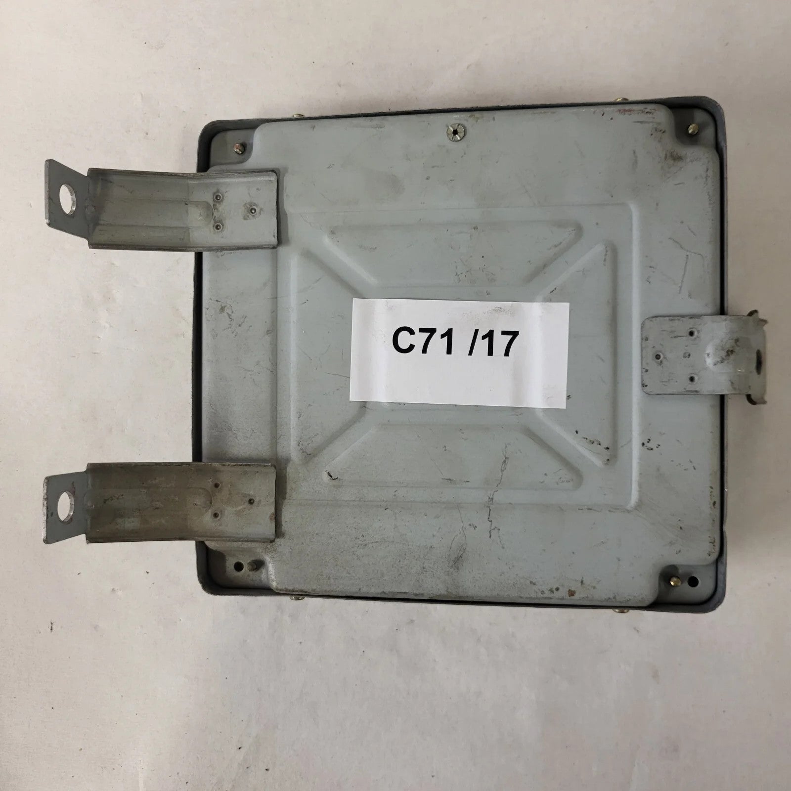 SUZUKI SWIFT ECU / 33920-68E4 / MB112000-9950 / A4 / DENSO