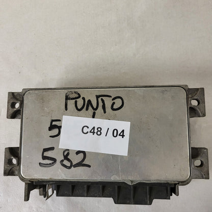 Fiat Punto 1.1 ECU / 46467018 / IAW 16F.EB / 61602.063.02 / MAGNETI MARELLI