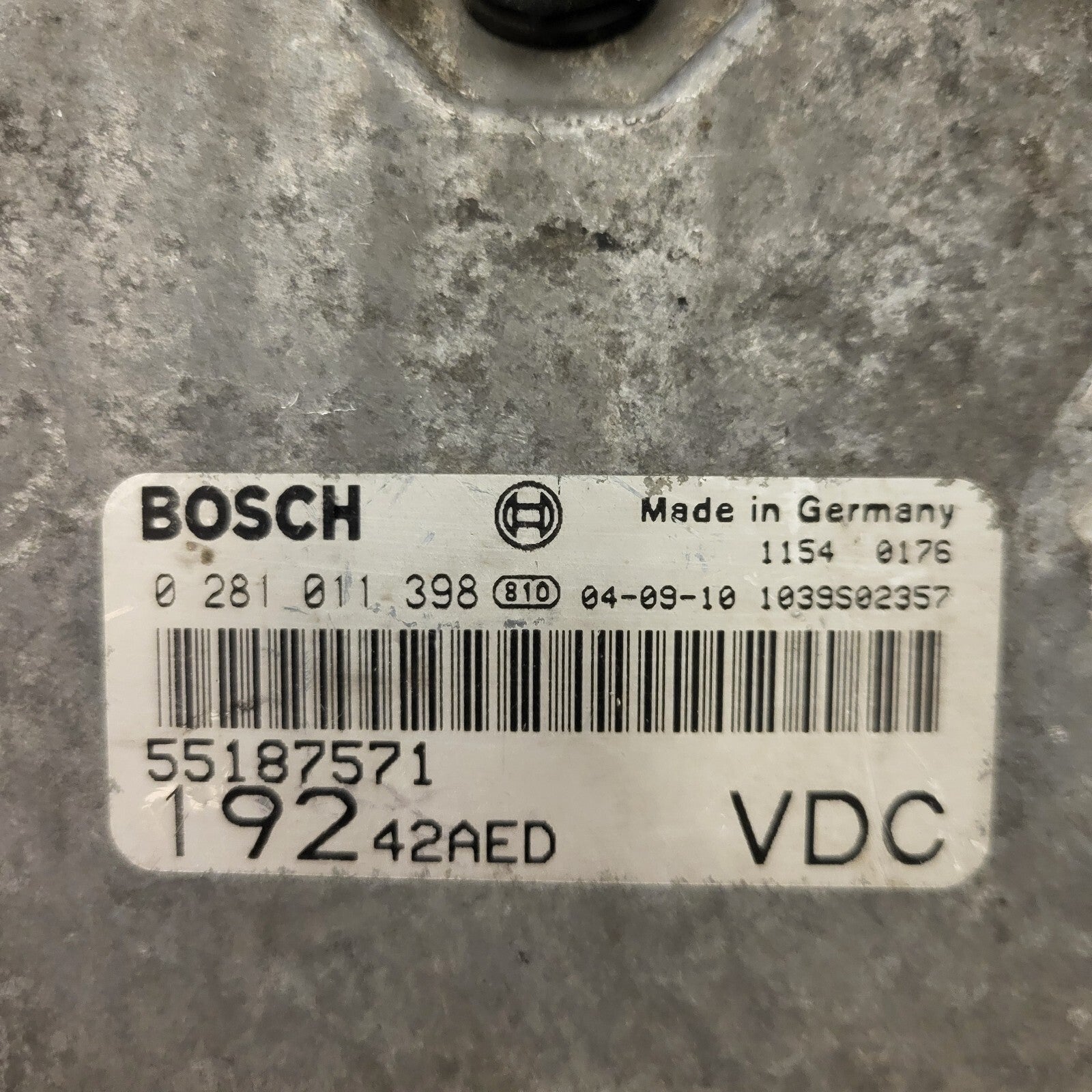 Fiat Stilo 1.9 JTD ECU / 0281011398 / 55187571 / 19242AED / 1039D02357 / BOSCH