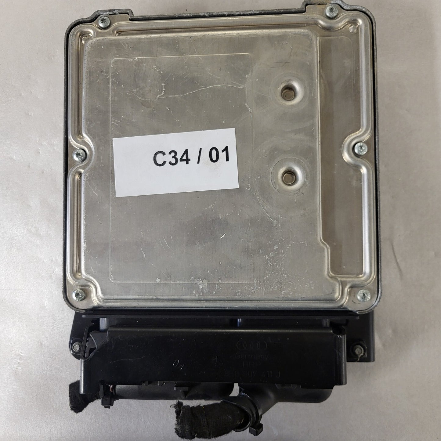 Audi A4 2.0 TDI ECU / 03G906016CL / 0281012267 / EDC16U31 / BOSCH