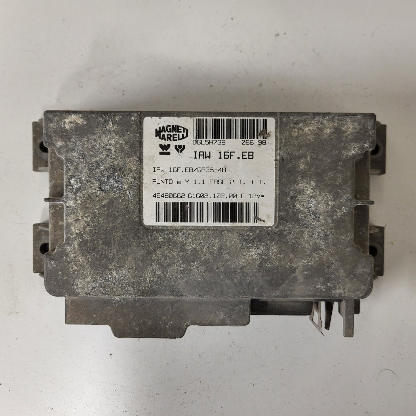 FIAT PUNTO LANCIA Y 1.1 ECU / IAW 16F.EB / 46480662 /  IAW16F.EB / MAGNETI MAREL
