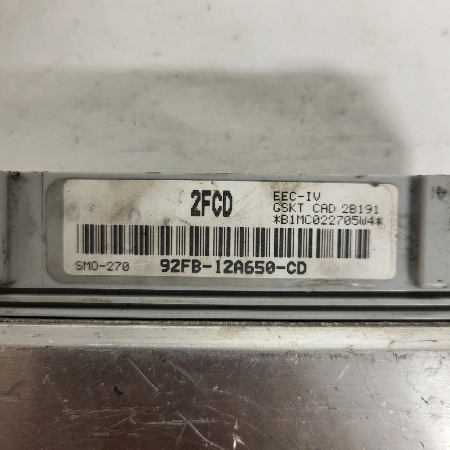 Ford Escort ECU / 92FB-12A650-CD / 2FCD / SMO-270 / EEC-IV
