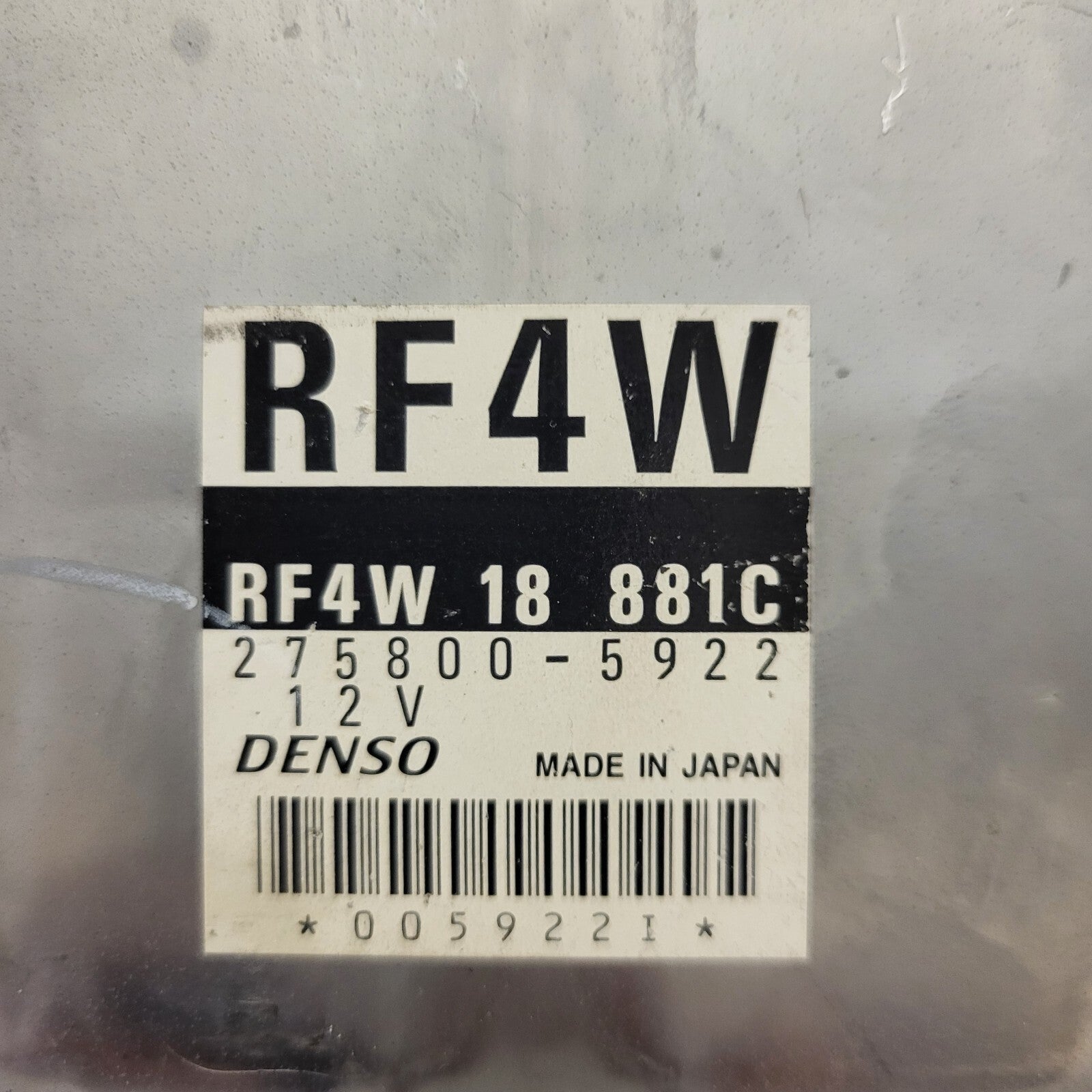 MAZDA PREMACY ECU / 275800-5922 / RF4W / RF4W18881C / DENSO