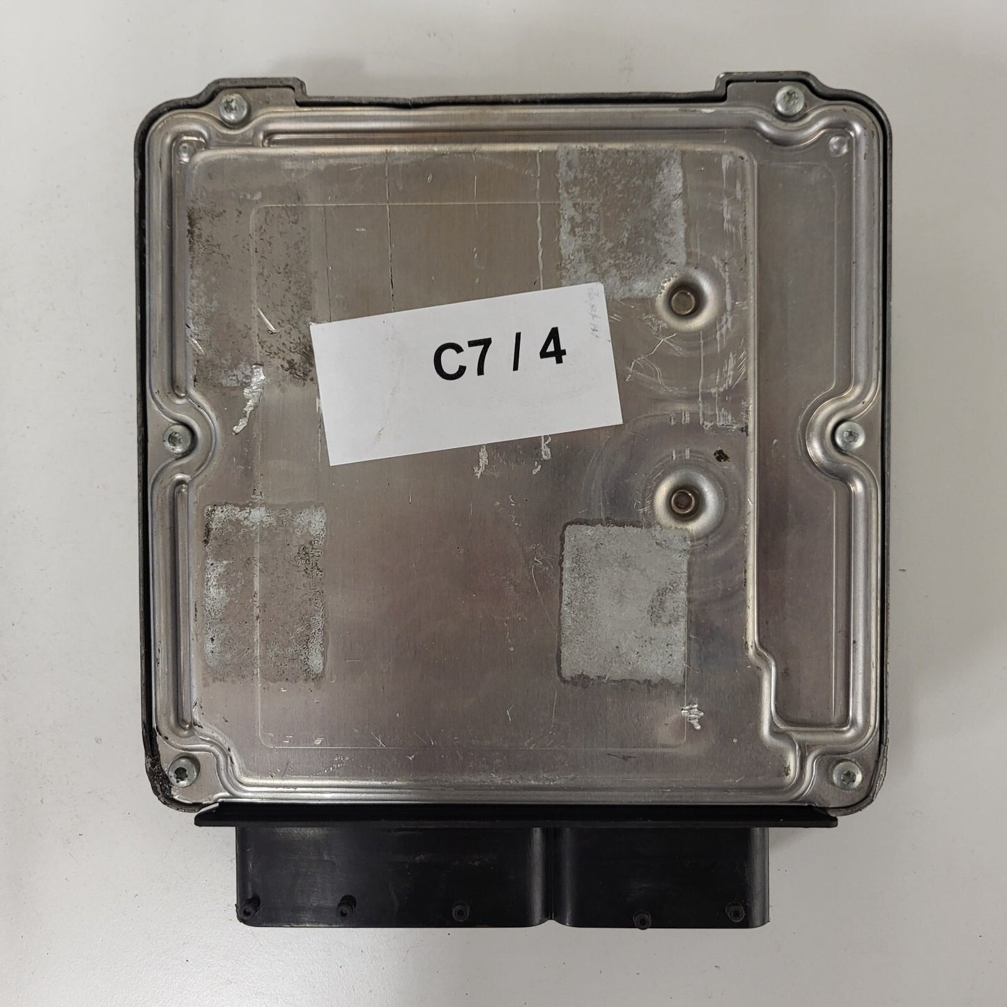 AUDI A3 8P ECU / 0281011364 / 03G906016G / EDC16U1 / BOSCH