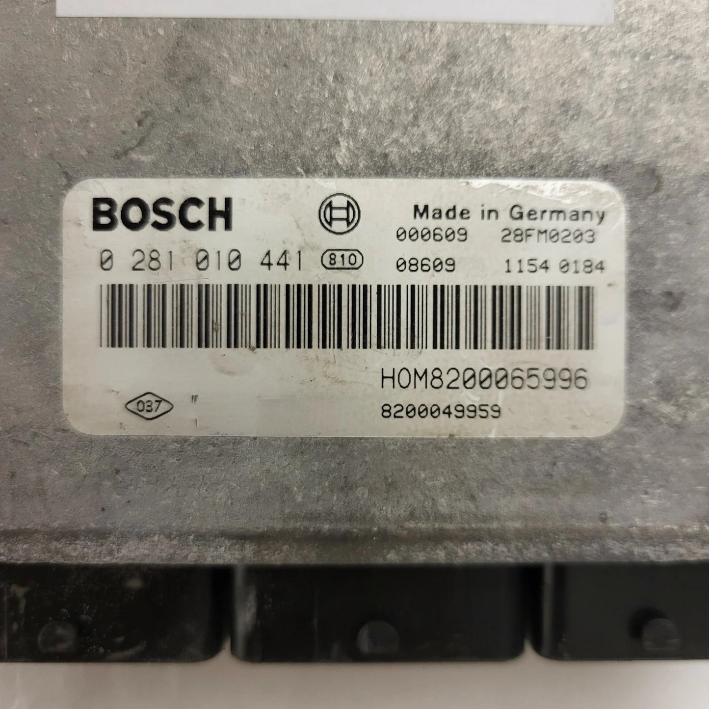 Volvo S40 V40 ECU / 0281010441 / HOM8200065996 / 8200126494 / BOSCH