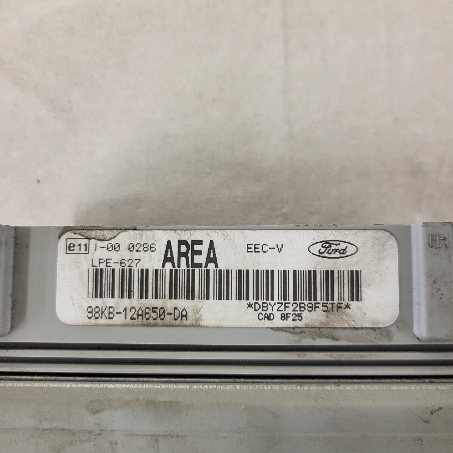 Ford ECU / 98KB-12A650-DA / 98KB12A650DA / AREA / LPE-627 / EEC-V
