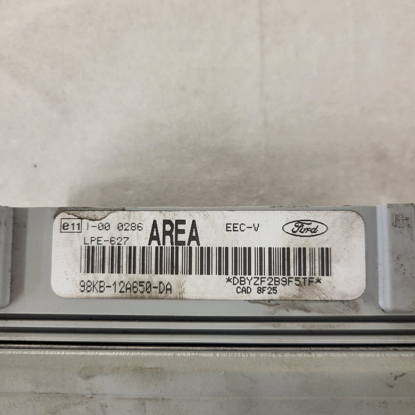 Ford ECU / 98KB-12A650-DA / 98KB12A650DA / AREA / LPE-627 / EEC-V