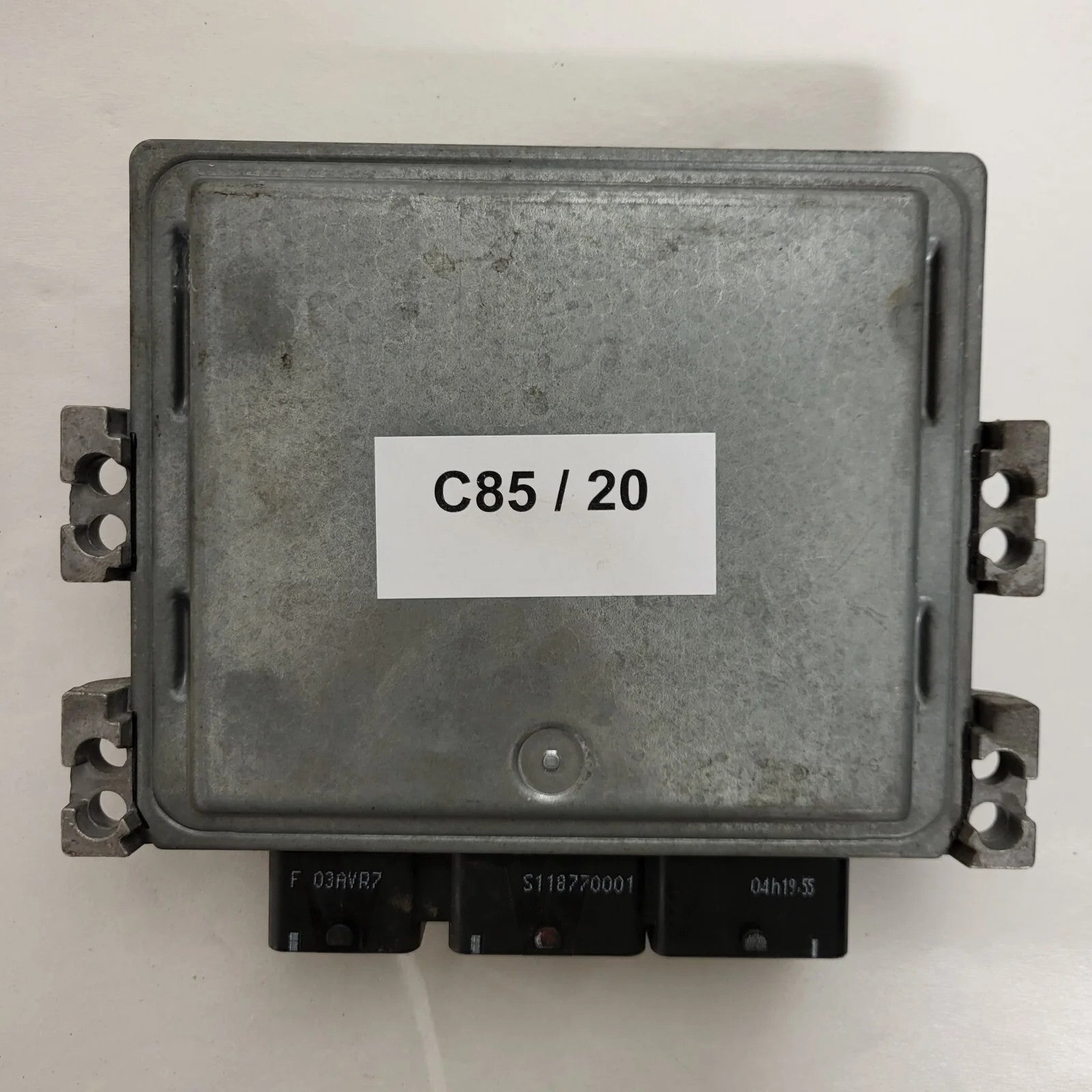 Renault ECU / S122326111A / S122326111 A / 8200766462 /8200592611 / SID301 / SIE
