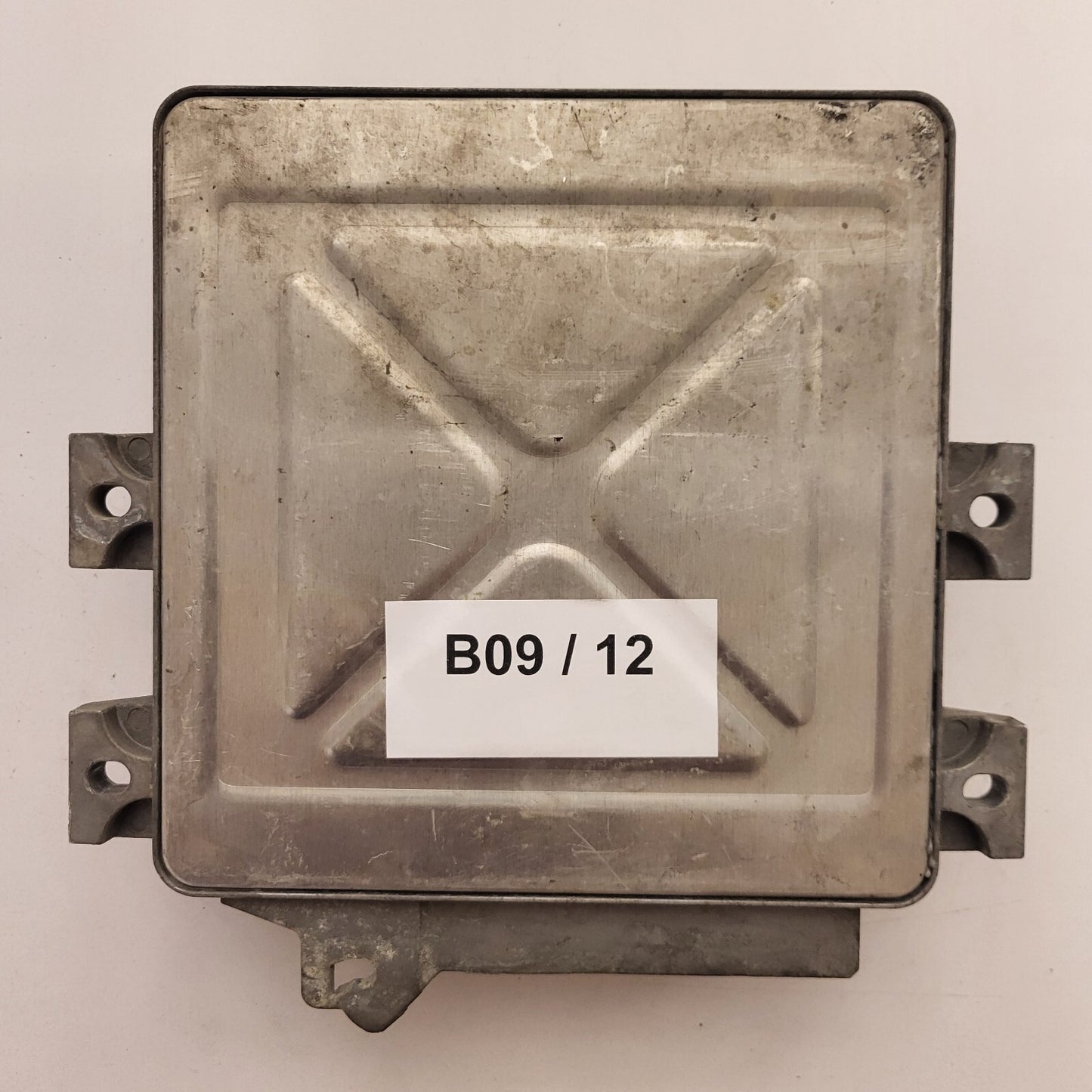 PEUGEOT 206 ECU ECU / IAW 1AP.80 / 9636726980 / MAGNETI MARELLI