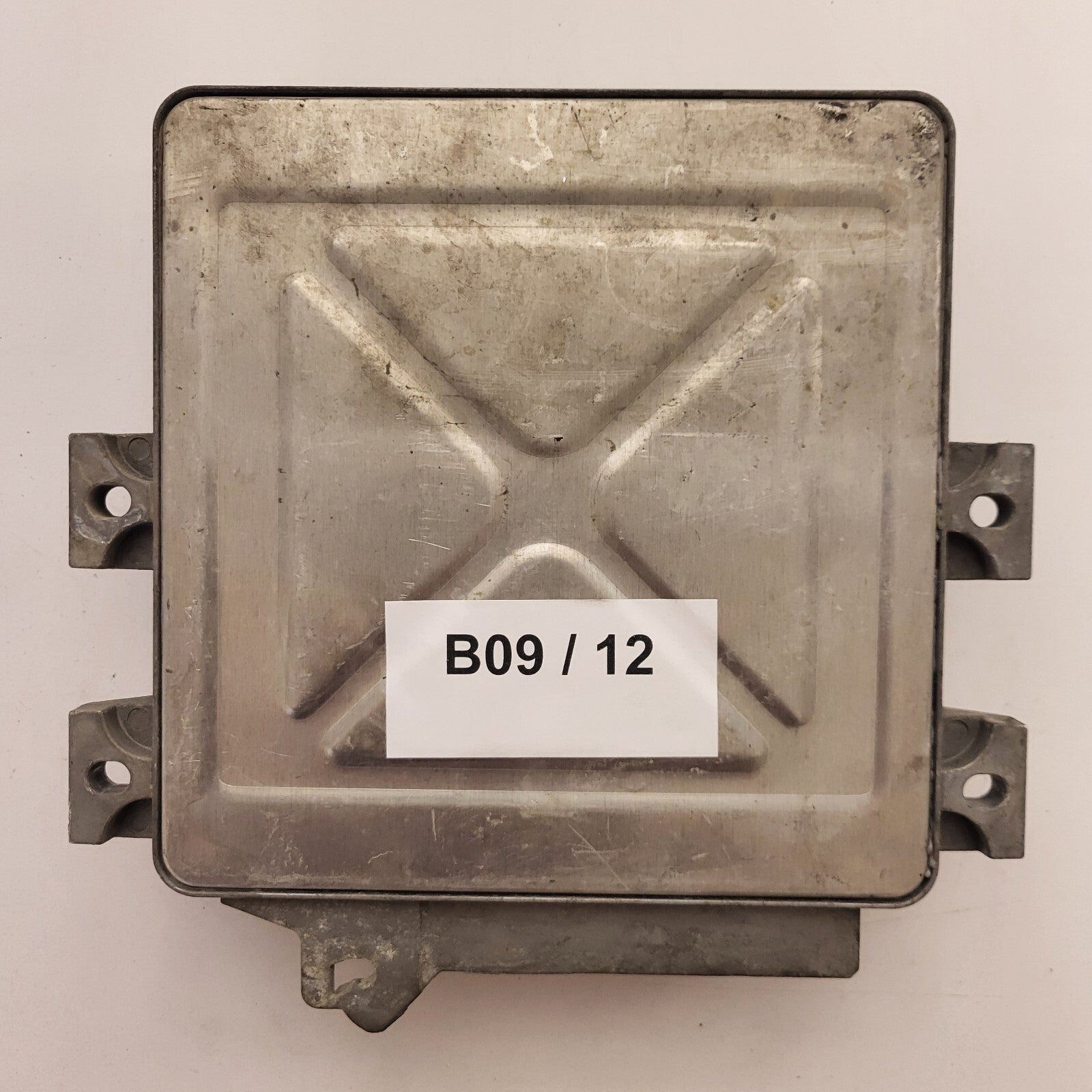 PEUGEOT 206 ECU ECU / IAW 1AP.80 / 9636726980 / MAGNETI MARELLI