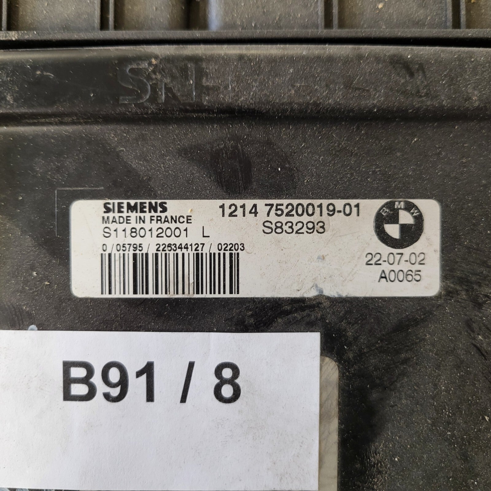 MINI COOPER 1.6 ECU / S118012001L / 1214752001901 / SIEMENS