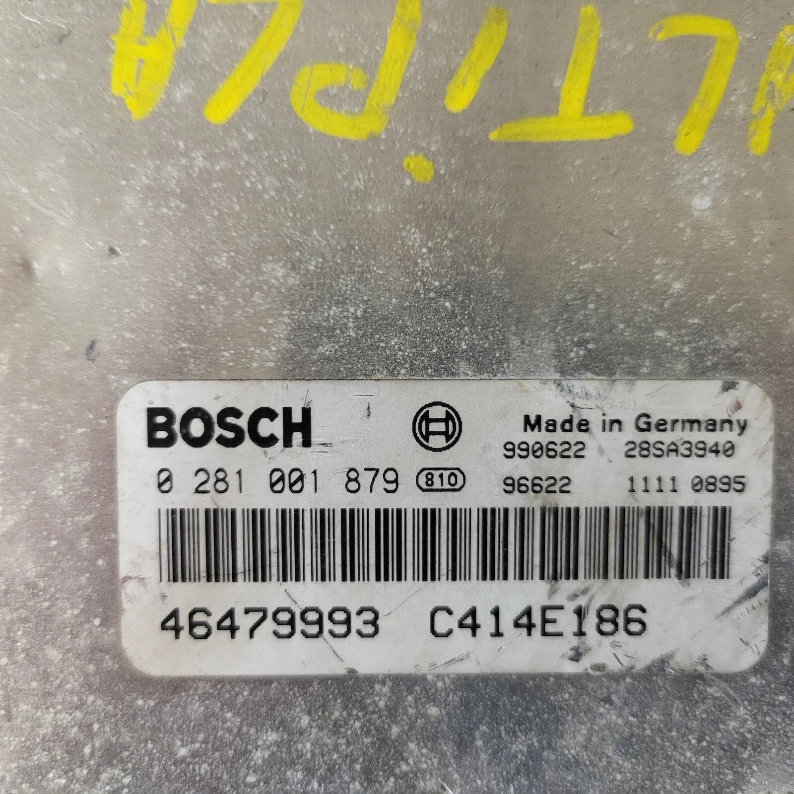 TOYOTA YARIS ECU / 0281010563 / 89661-52200 / BOSCH