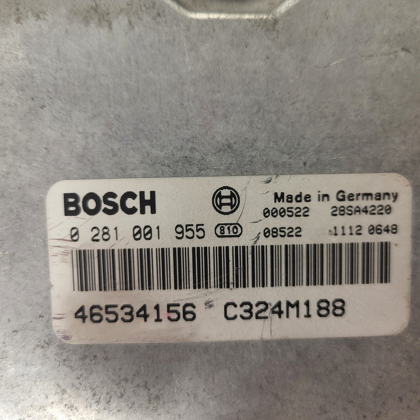 FIAT PUNTO 188 1.9 JTD ECU / 0281001955 / 46534156 / BOSCH