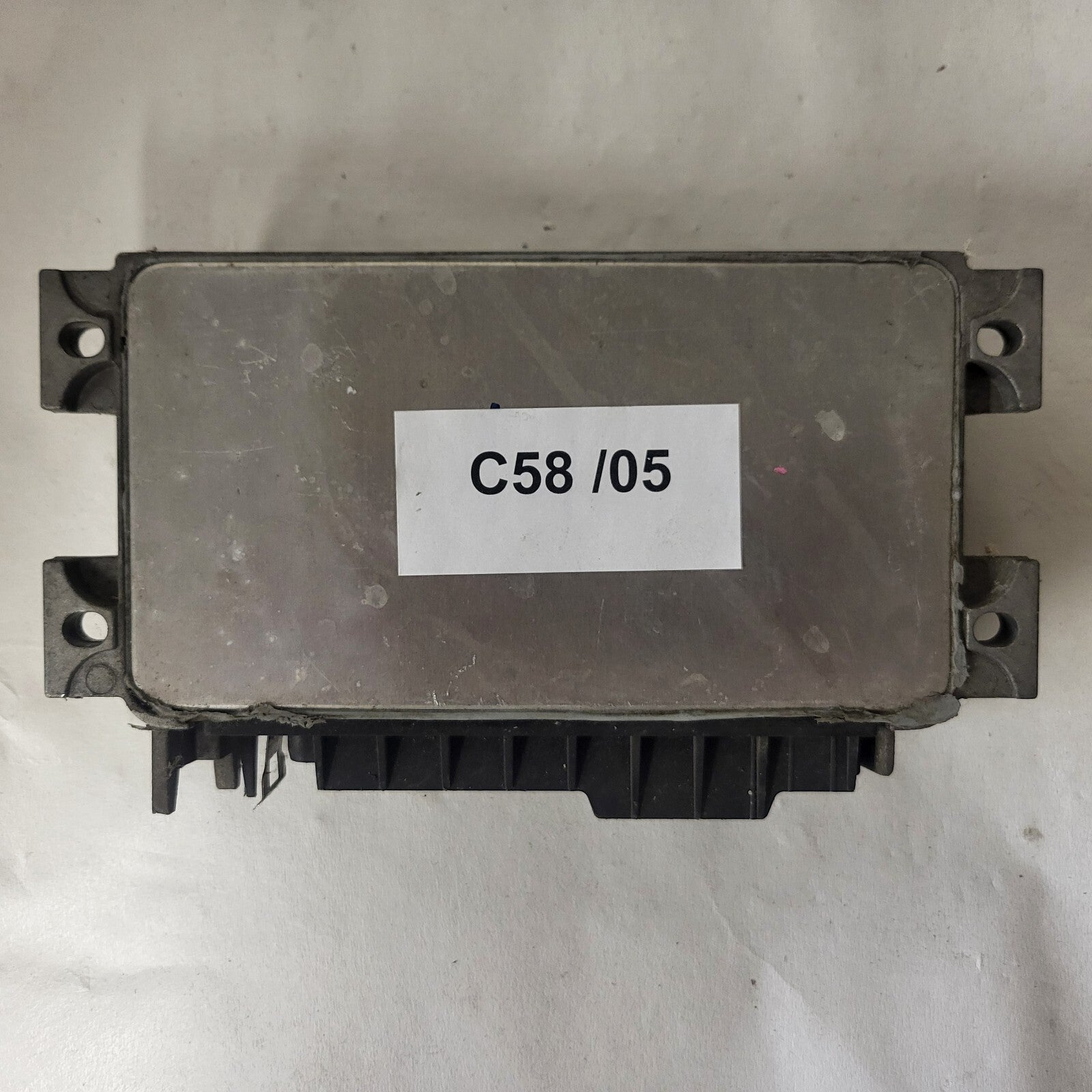 LANCIA Y 1.2 ECU / IAW 16F.ET / 46531221 / 61602.108.01 MAGNETI MARELLI