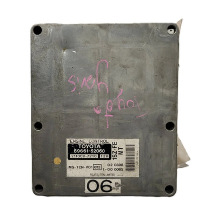 TOYOTA YARIS ECU / 89661-52060 / 211000-7210 / 1SZ-FE