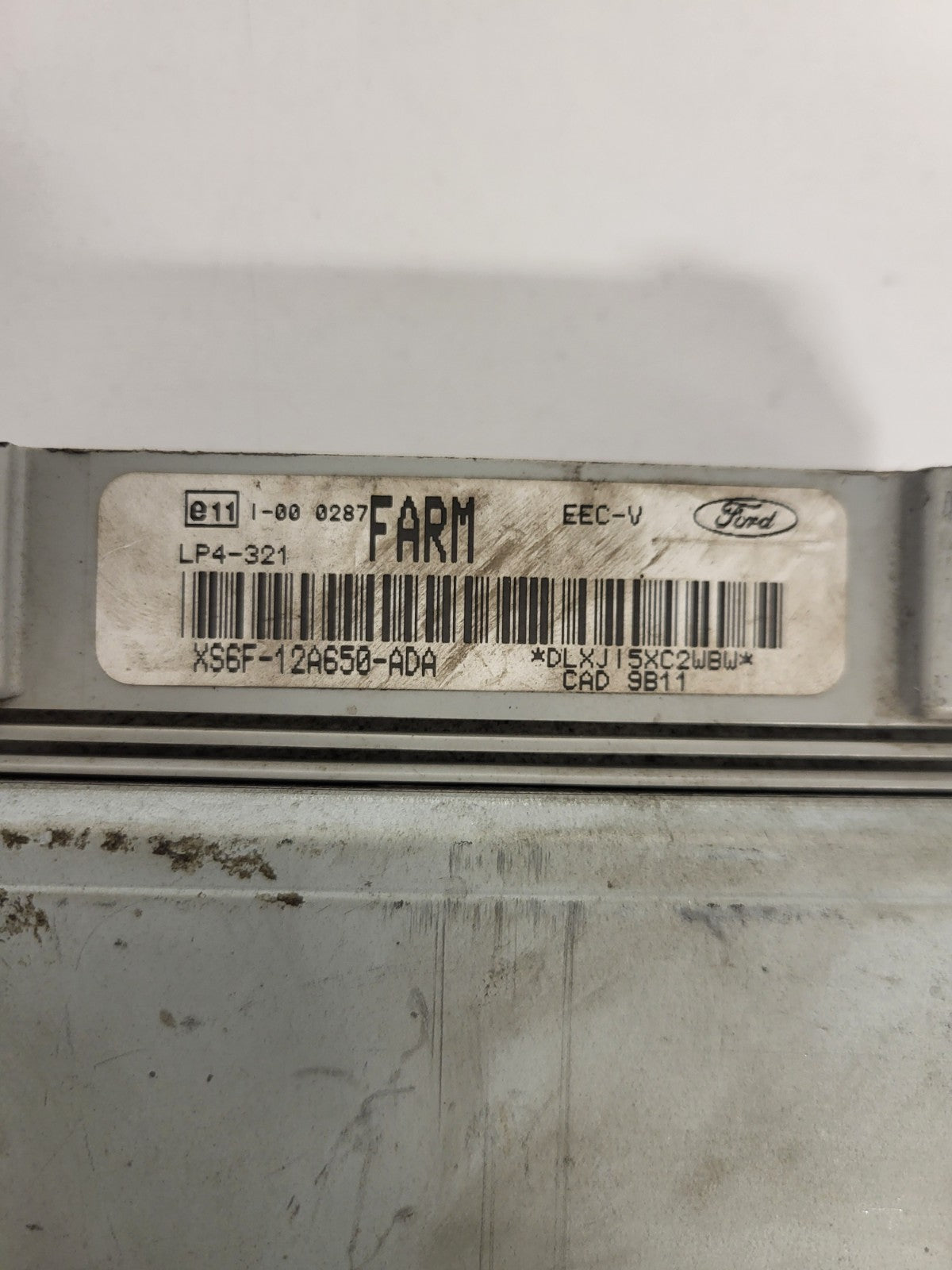 FORD FIESTA ECU / XS6F-12A650-ADA / LP4-321 / EEC-V / XS6F12A650ADA / FARM