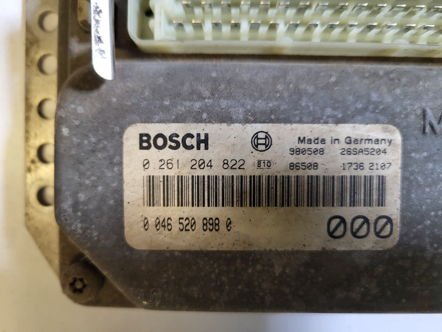 FIAT UNO ECU / 0261204822 / 00465208980 / BOSCH