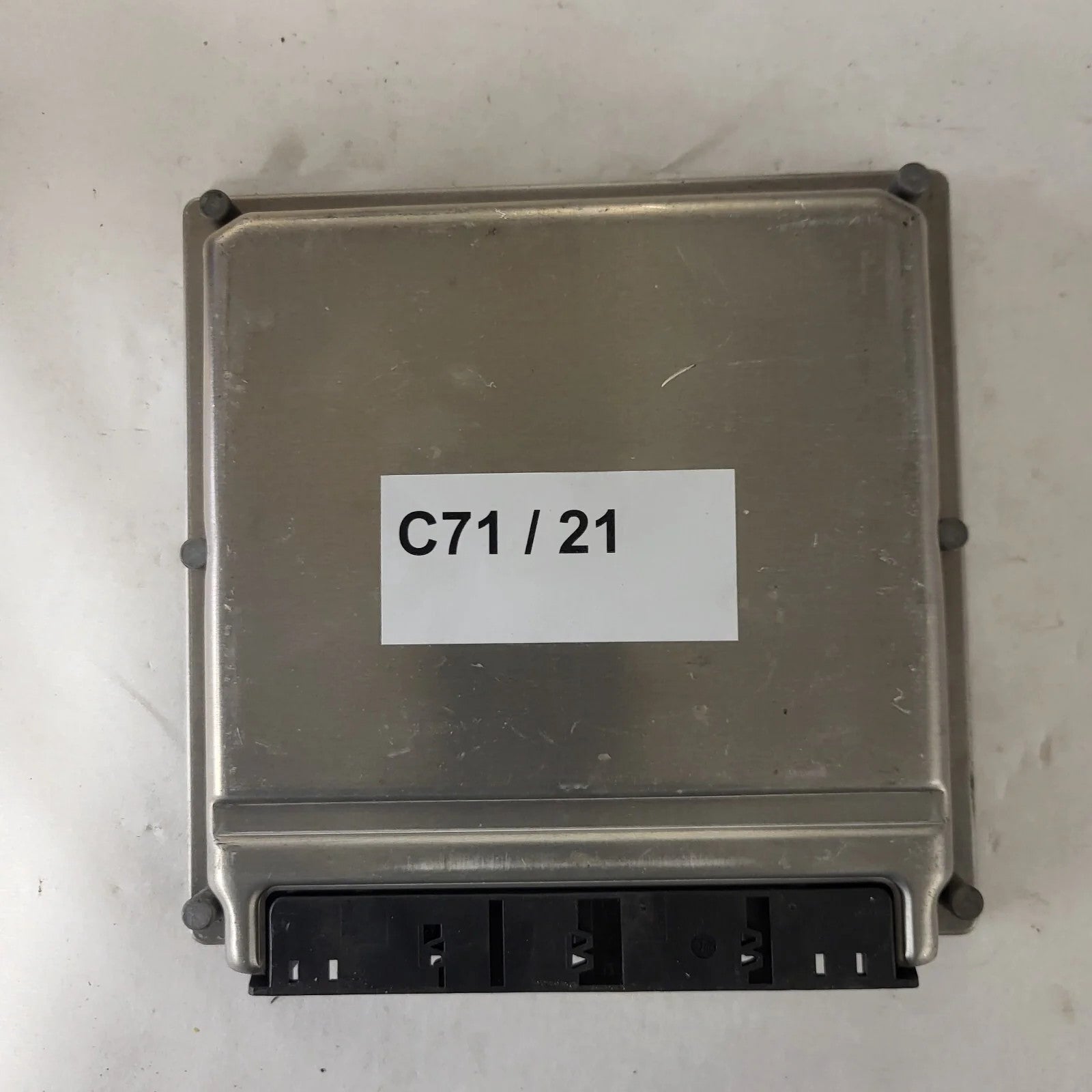 MERCEDES C ECU / A6111537479 / 0281010608 / ED0029 / CR2.11 / BOSCH