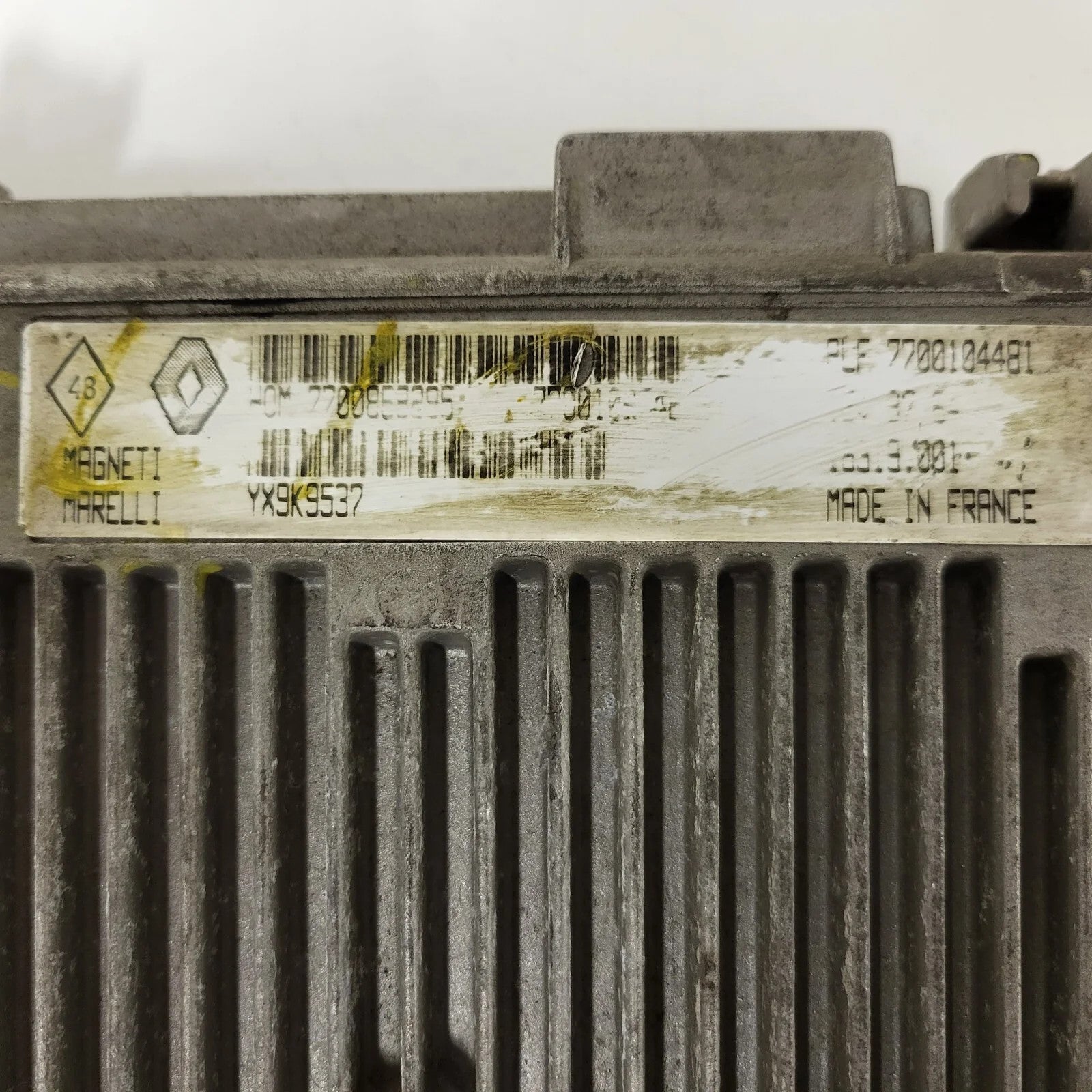 Renault Clio I 1.2 ECU / 7700104481 / 7700102990 / 7700868295 / SAGEMS