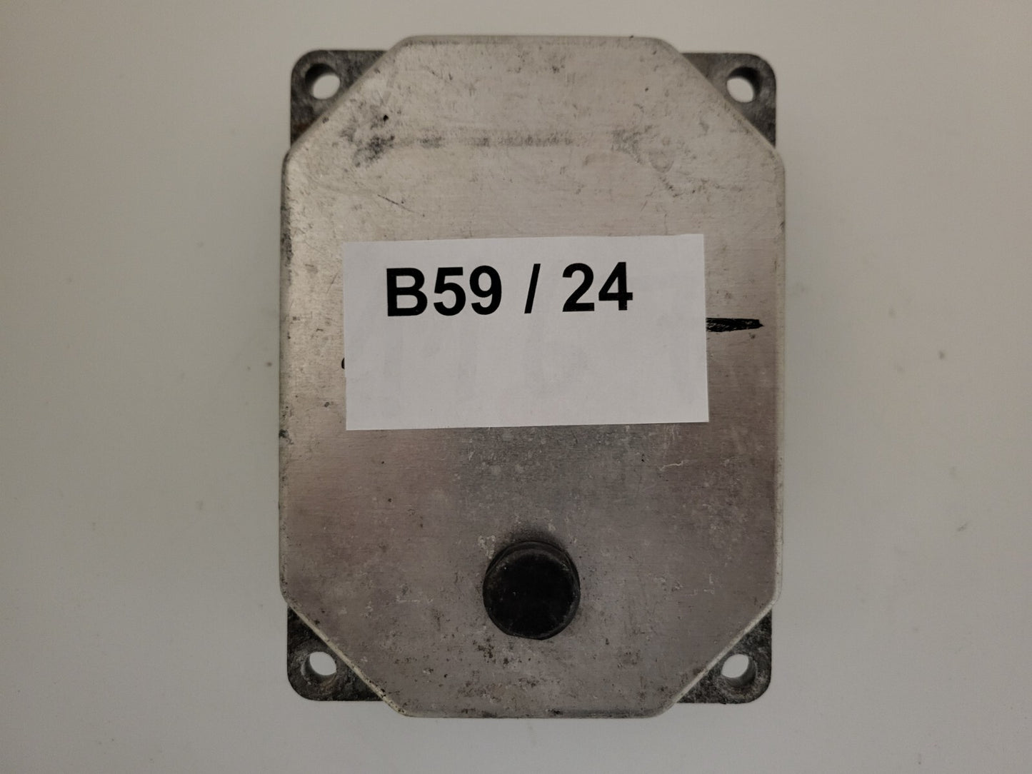 FIAT GRANDE PUNTO ECU / IAW 5SF3.M1 / 51819351 / HW300 / MAGNETI MARELLI