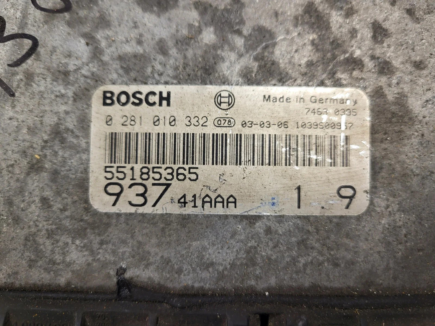 ALFA 147 ECU / 0281010332 / 55185365 / BOSCH