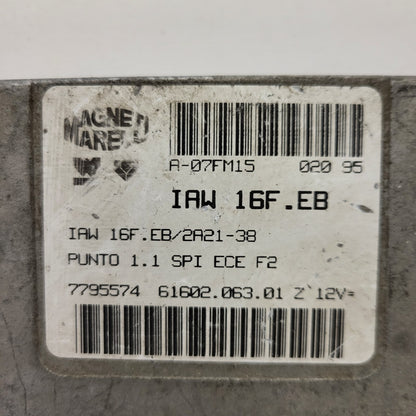 Fiat Punto 1.1 ECU / IAW 16F.EB / 7795574 / 61602.063.01 / MAGNETI MARELLI