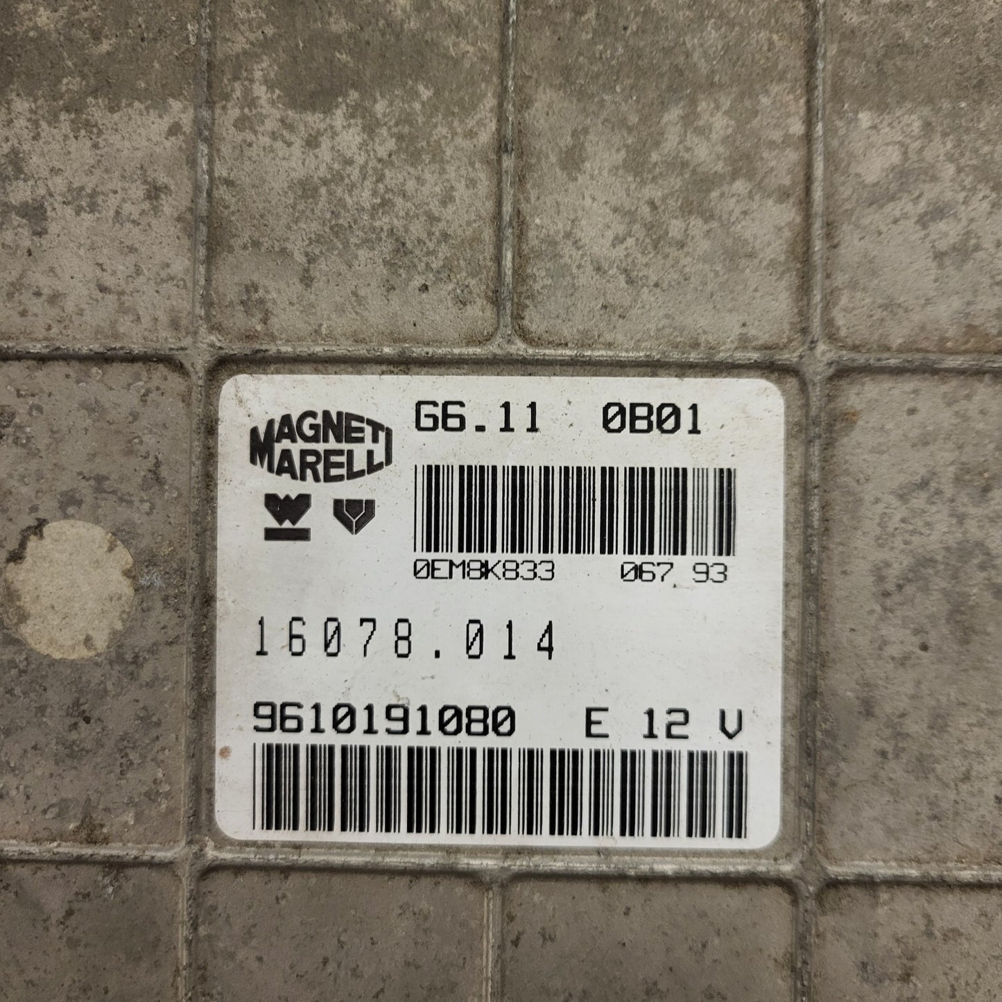 Citroen Peugeot PSA ECU / G6.11 / 16078.014 / 9610191080 / MAGNETI MARELLI 
