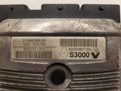 Renault ECU / 21584288-2A / 8200321263 / 8200387138 / SAGEM