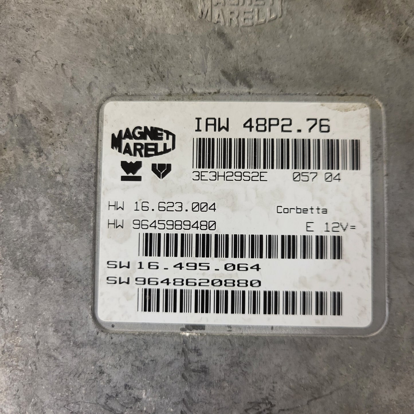Peugeot 206 1.1 ECU / IAW 48P2.76 / SW 9648620880 / HW 9645989480