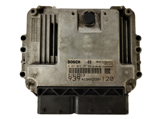 ALFA ROMEO 159 ECU / 0281013137 / 51812913 / BOSCH