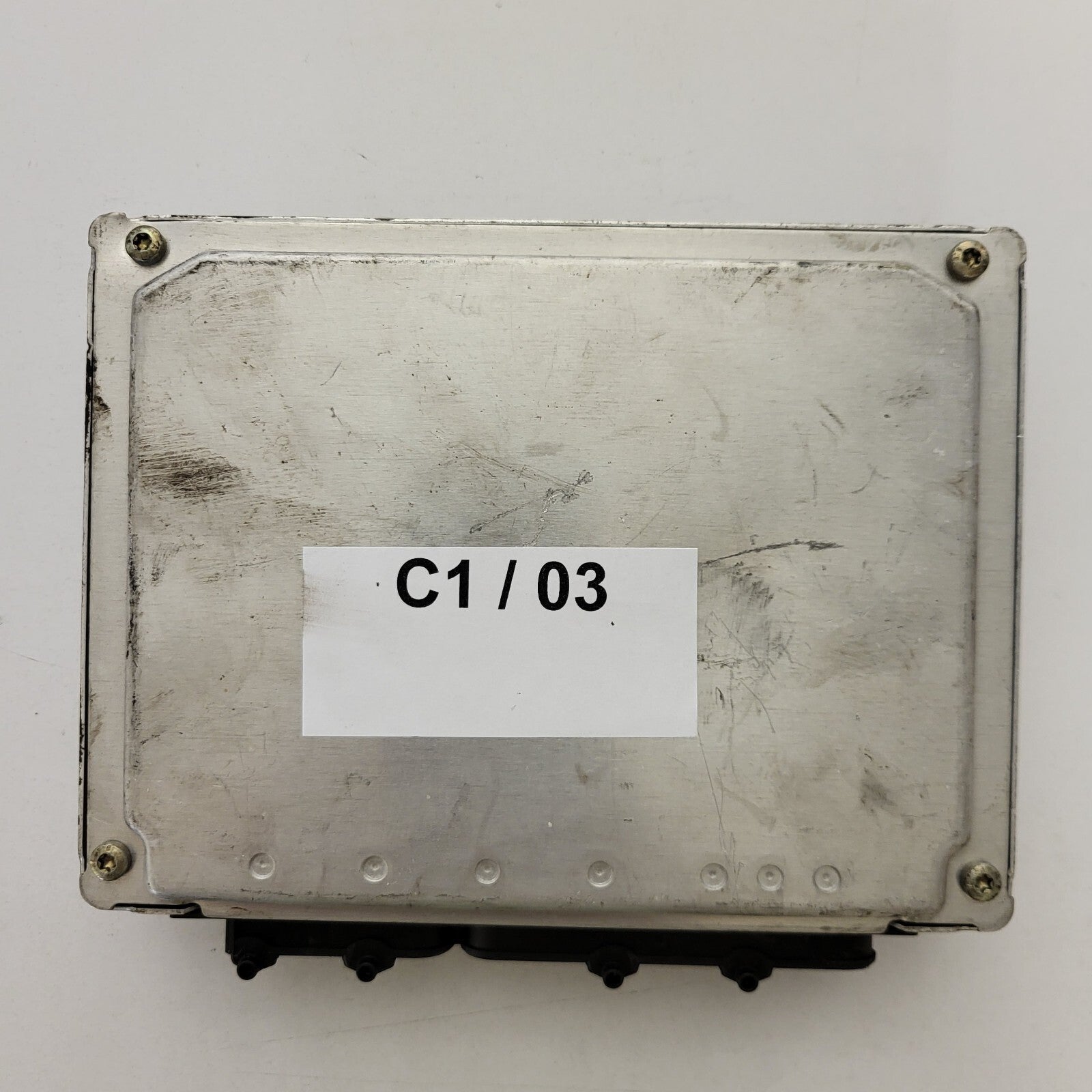 AUDI A6 ECU / 4B0907557B / 0261204806 / BOSCH