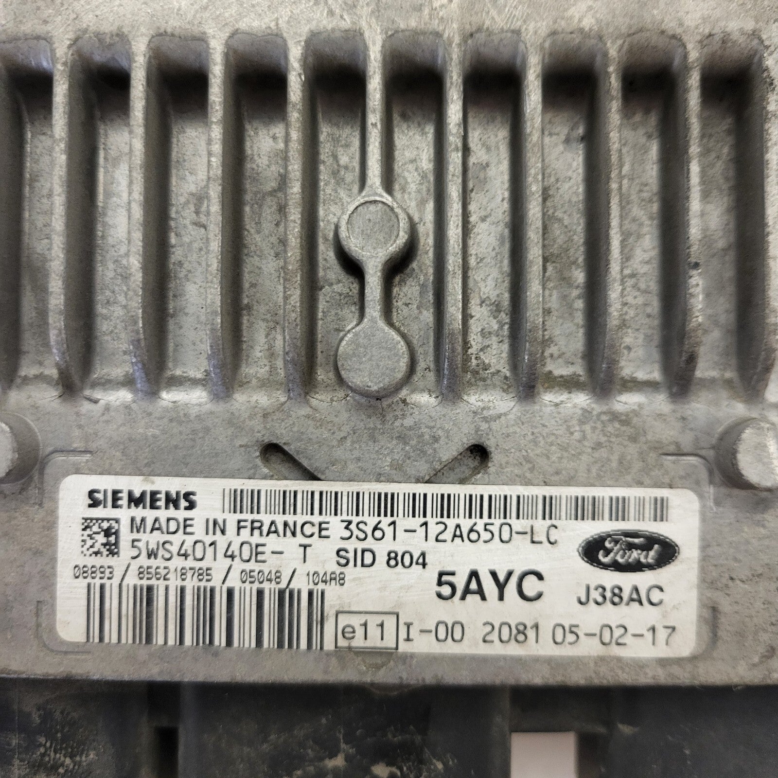FORD FIESTA ECU / 3S61-12A650-LC / 5WS40140E-T / 5AYC / SID804 / J38A SIEMENS