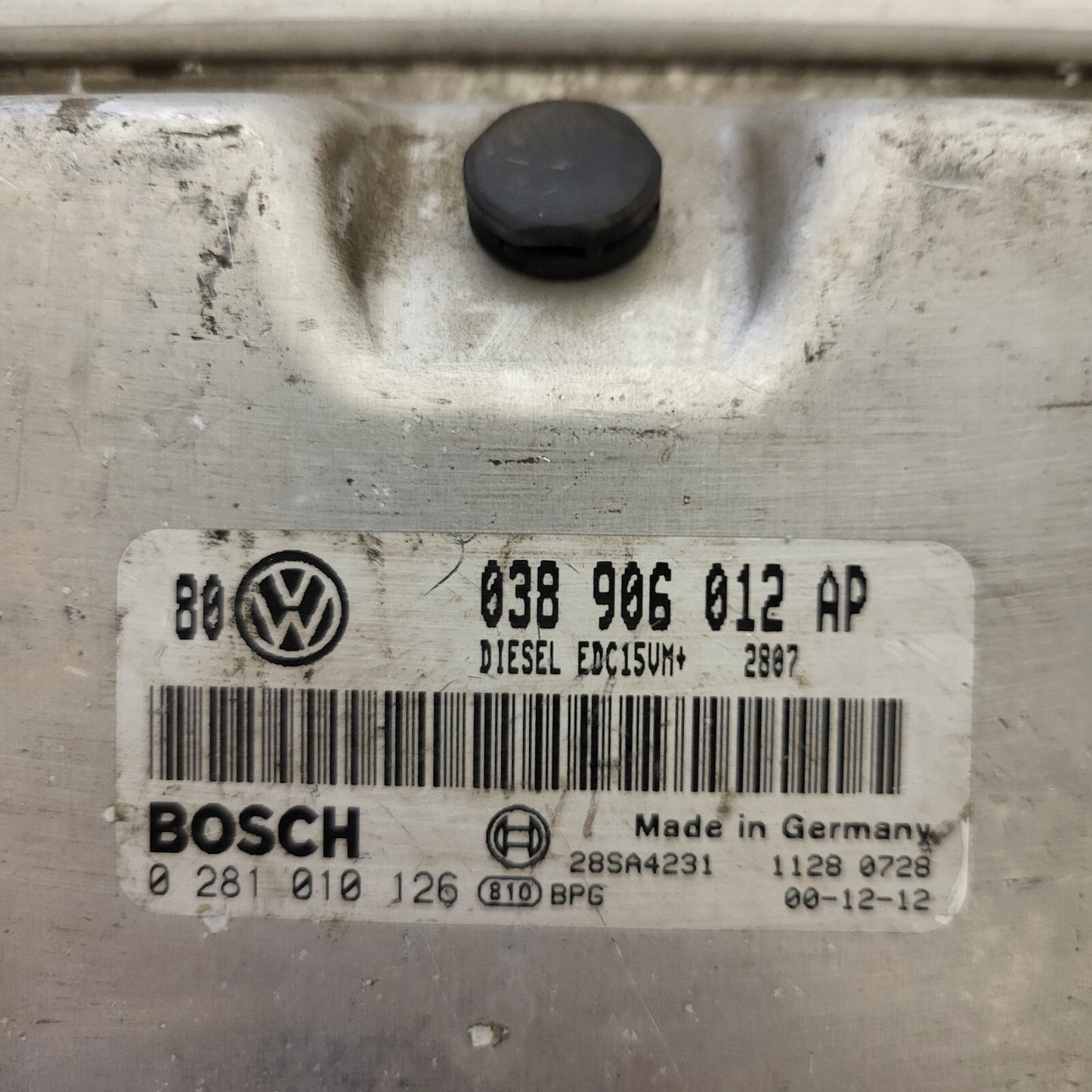 VW AUDI ECU / 0281010126 / 038906012AP / EDC15VM+ / BOSCH