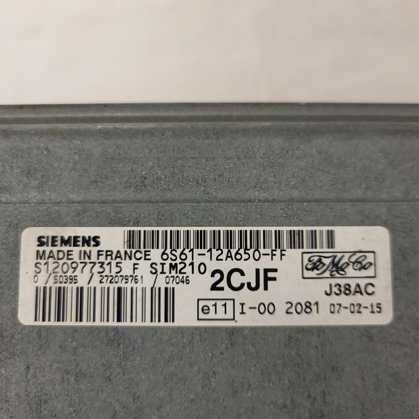 FORD FIESTA ECU / 6S61-12A650-FF / S120977315F / 2CJF / SIM210 / 