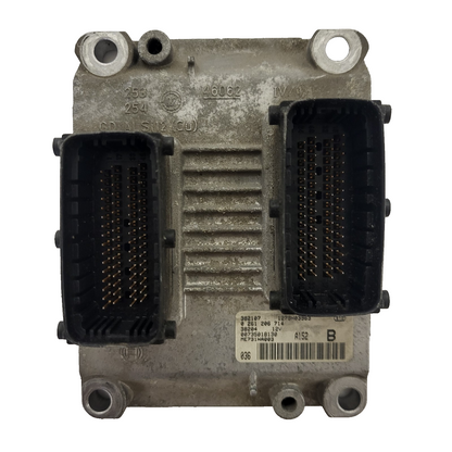 ALFA ROMEO 147 ECU / 0261206714 / 00735018130 / ME731 / ME731HA003 / BOSCH