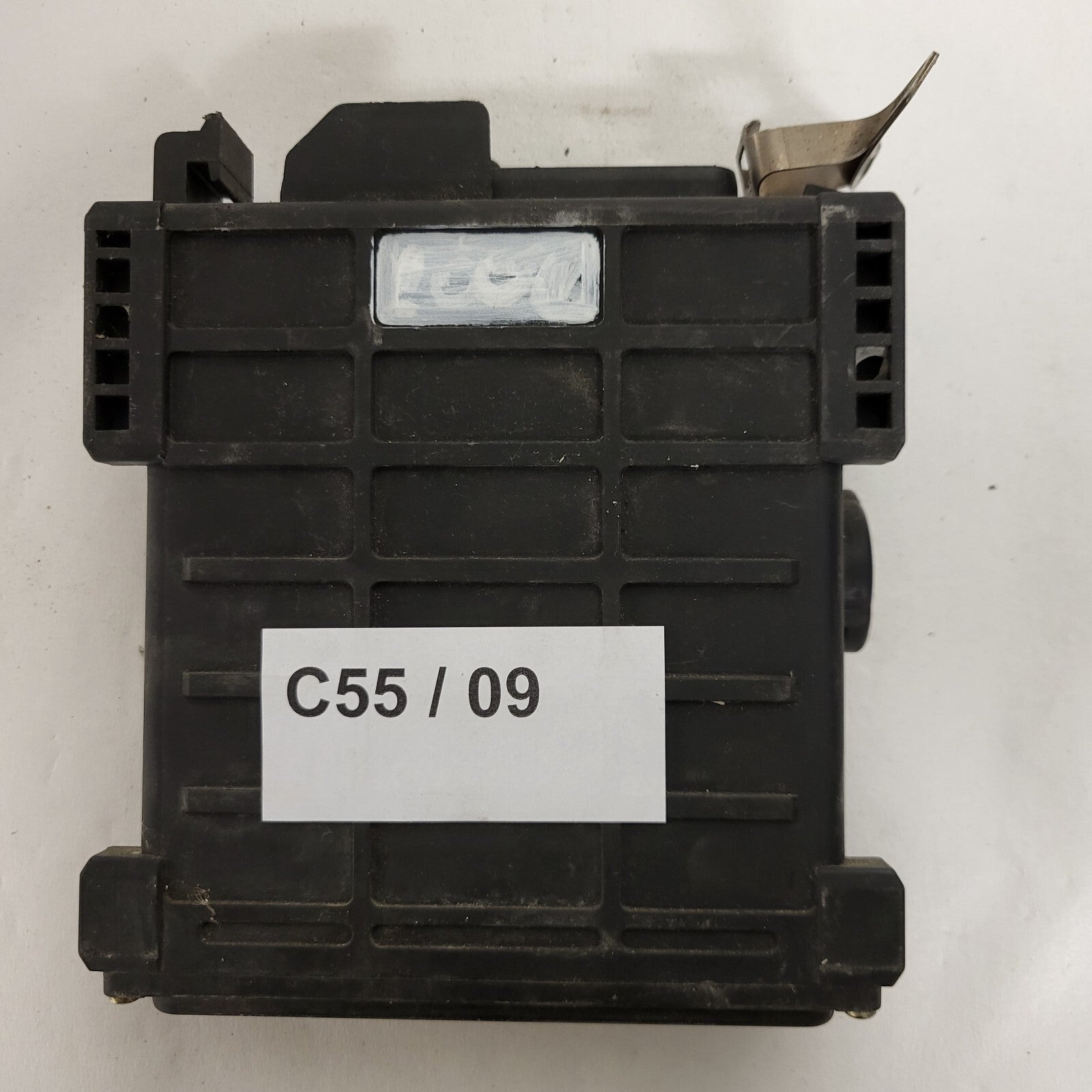 Mercedes Benz W201 W204 ECU / 0280800124 / 0035454932 / BOSCH