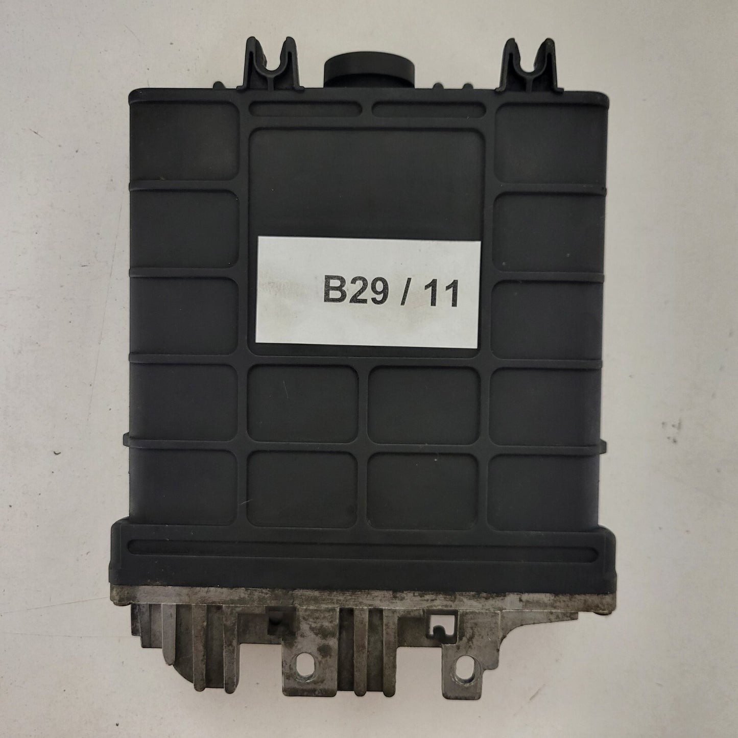 VW GOLF 3 ECU / 037906025T / 5WP4 298 / 5WP4298 / SIEMENS