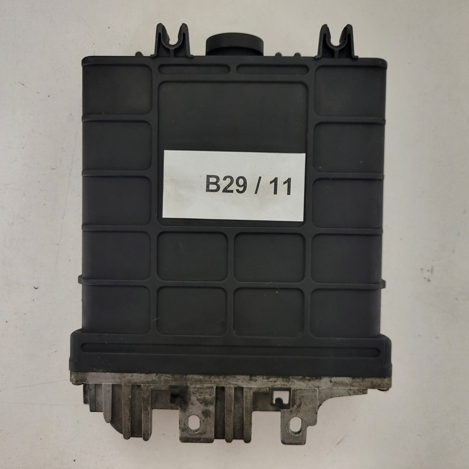 VW GOLF 3 ECU / 037906025T / 5WP4 298 / 5WP4298 / SIEMENS