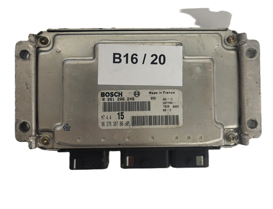 Peugeot Citroen ECU / 0261206246 / M7.4.4 / 9637838780 / BOSCH