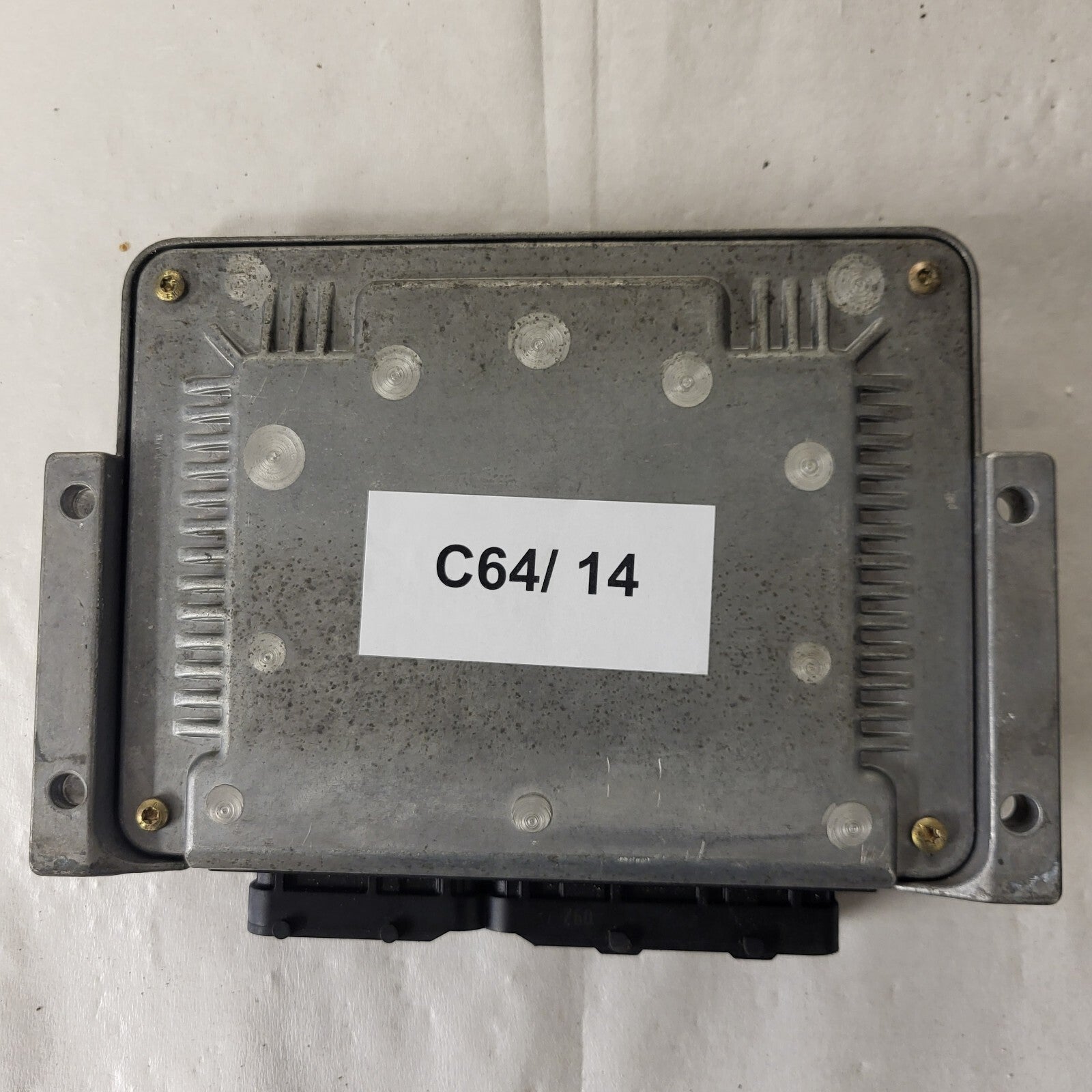 Fiat 1.9 JTD ECU / 0281001955 / 46789433 / BOSCH