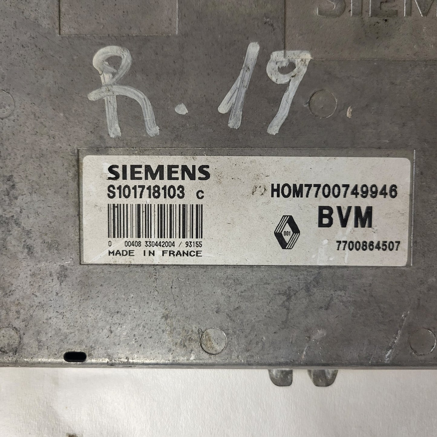 Renault Clio ECU / S101729103P / HOM 7700851758 / 7700864476 / S101729103