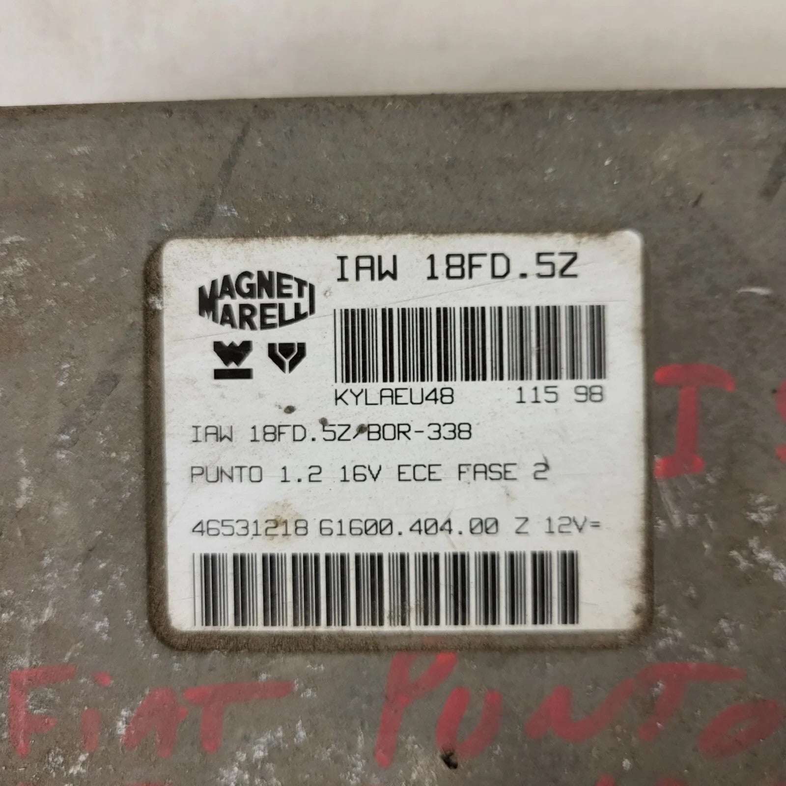 Fiat Punto 1.2 16V ECU / IAW 18FD.5Z / 46531218 / 61600.404.00 / MAGNETI MARELLI