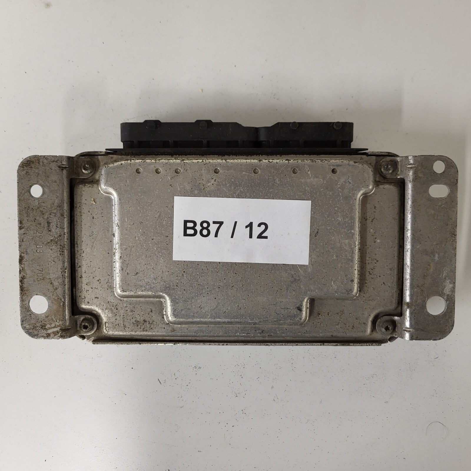 Citroen C1 TOYOTA AYGO 107 ECU / 0261208702 / 89661-0H020 / BOSCH