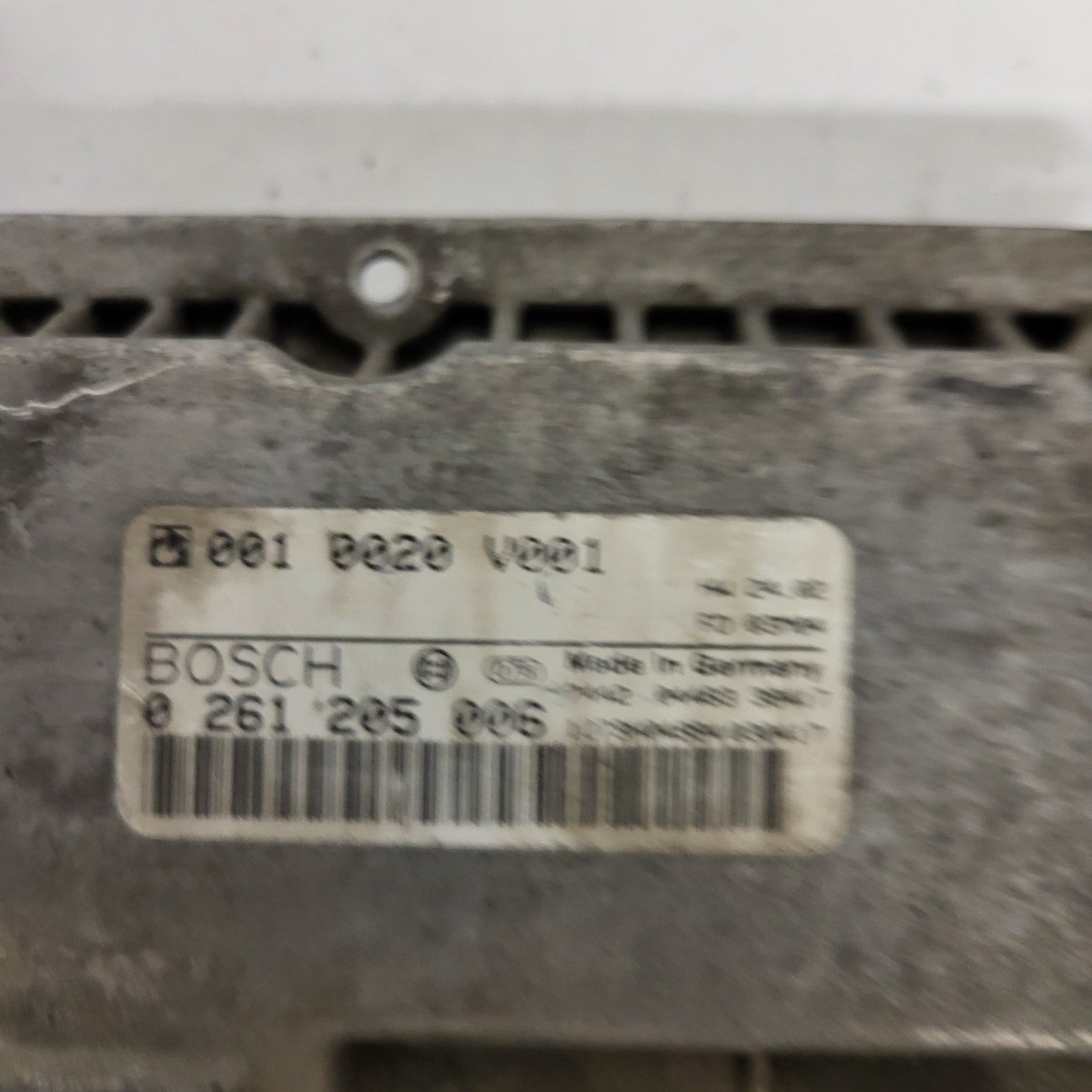 SMART FORTWO ECU / 0261205006 / 0010020V001 / BOSCH